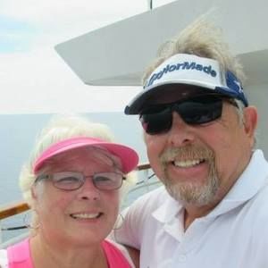 Meet your Posher, Debbie